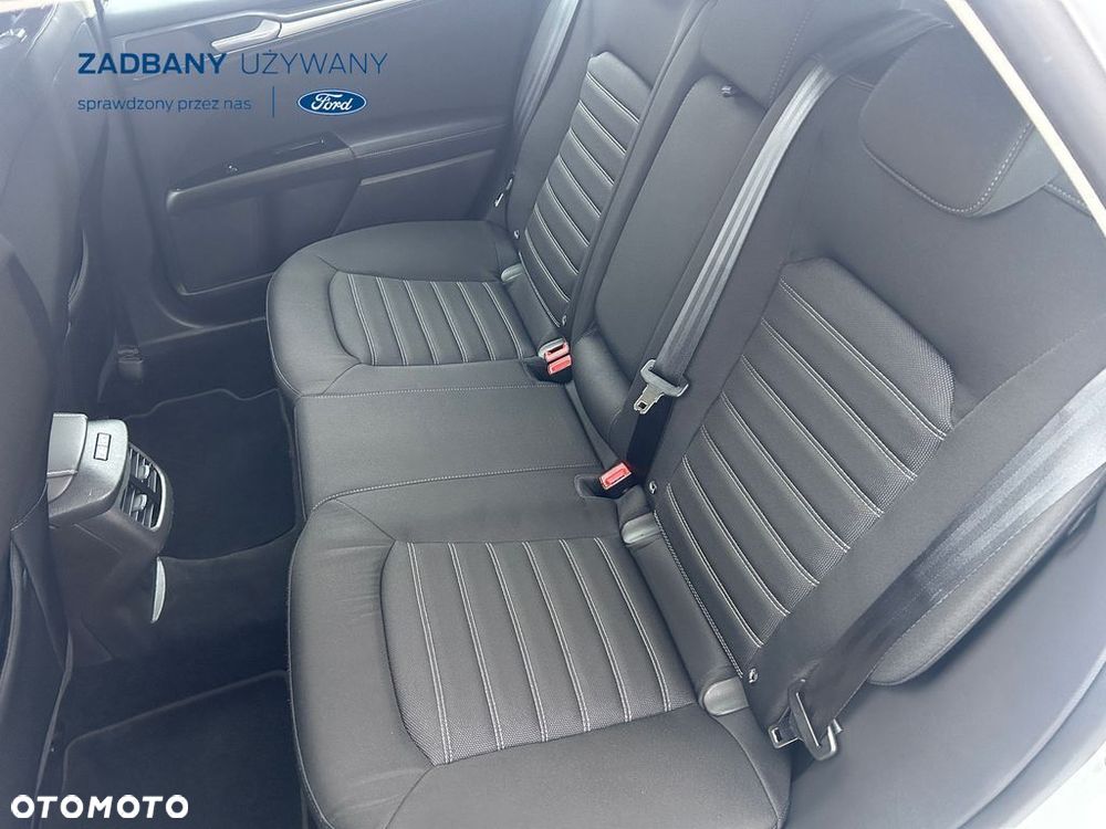 Ford Mondeo 2.0 Hybrid Trend - 13