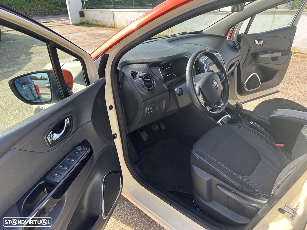 Renault Captur 0.9 TCE Exclusive - 21
