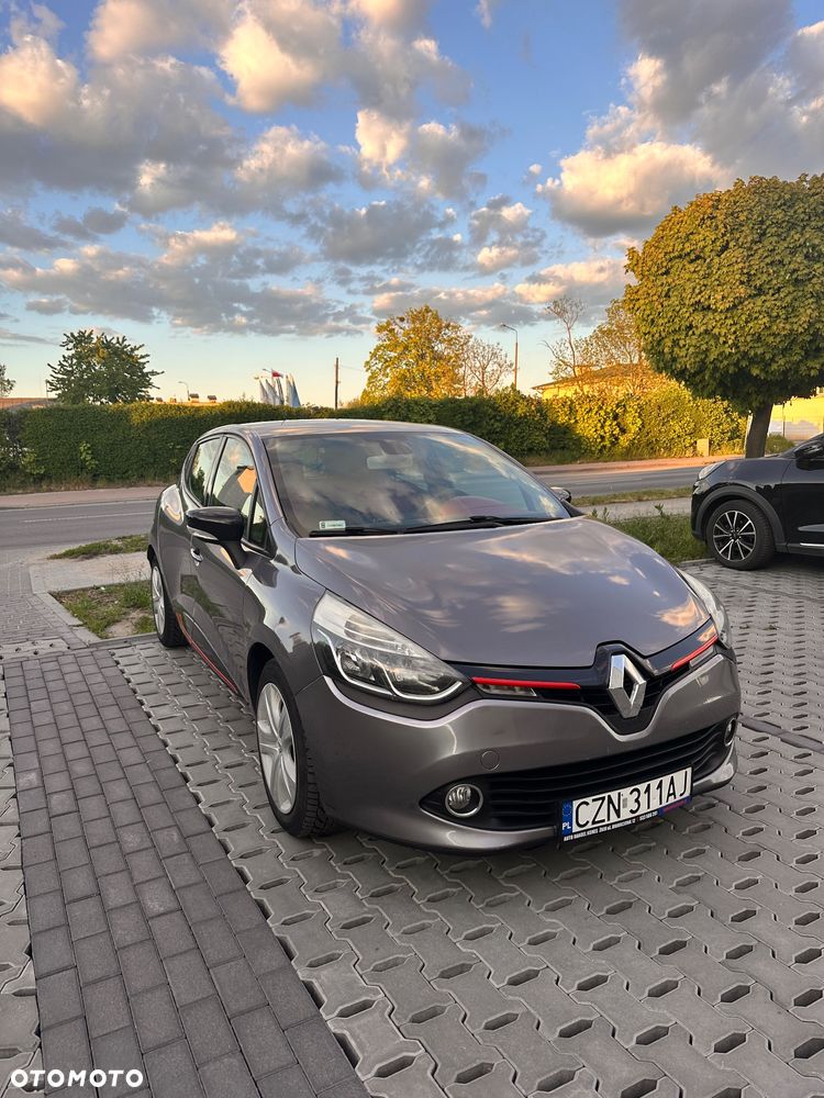 Renault Clio - 1
