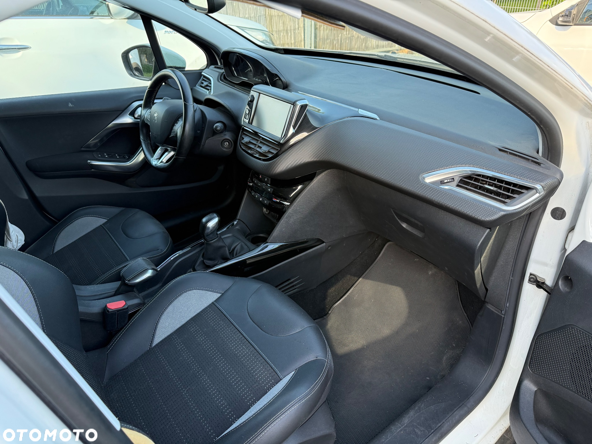 Peugeot 2008 82 VTI Allure - 6