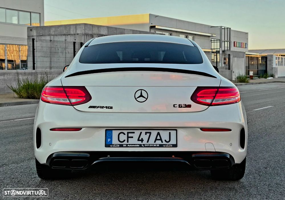 Mercedes-Benz C 63 AMG - 17