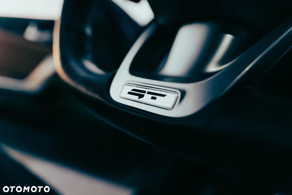 Kia Stinger - 40