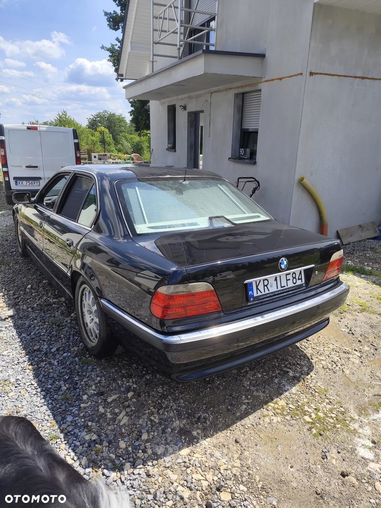 BMW Seria 7 - 4