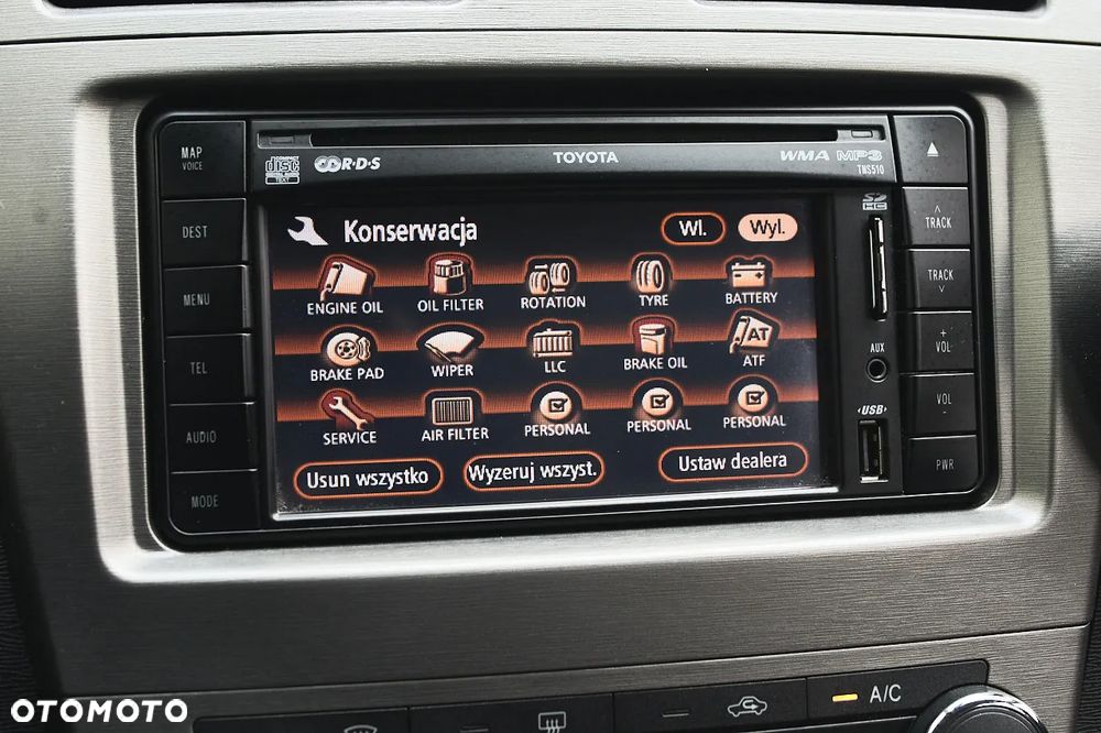 Toyota Avensis 2.0 D-4D Executive - 32