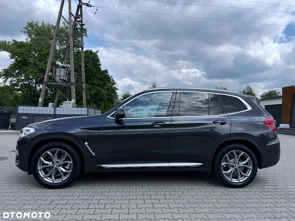 BMW X3 sDrive18d xLine - 8