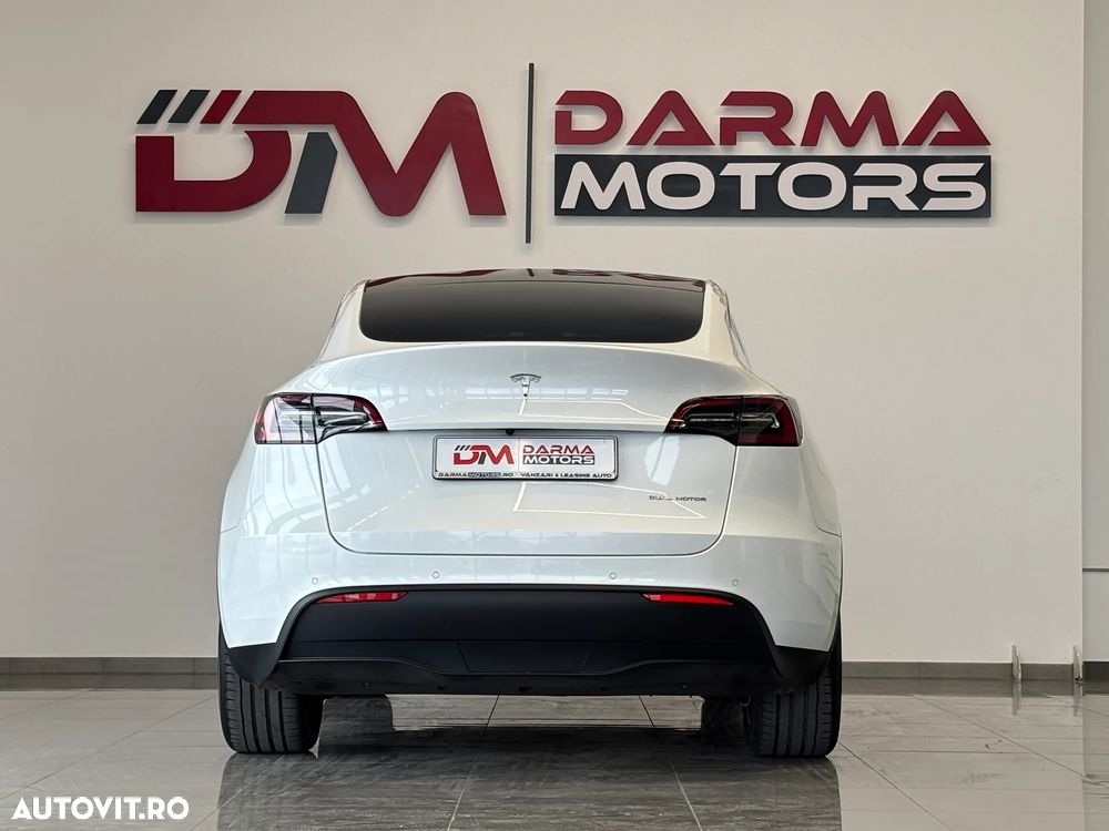 Tesla Model Y Long Range Dual Motor AWD - 21