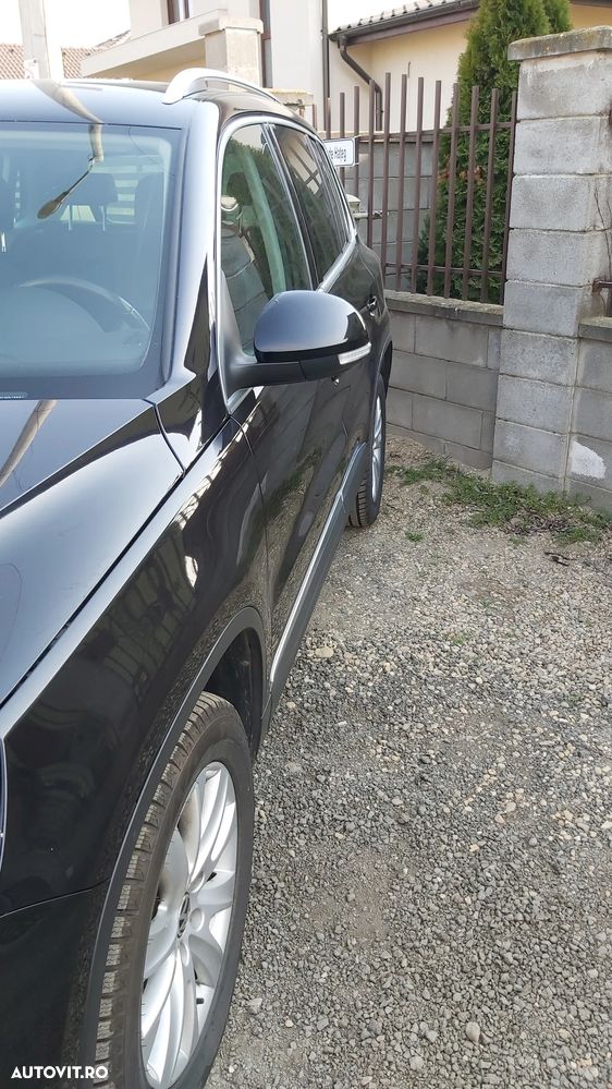 Volkswagen Tiguan - 8