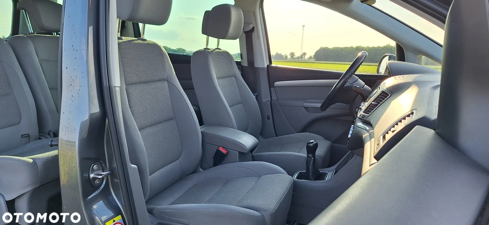 Volkswagen Sharan 2.0 TDI Comfortline - 14
