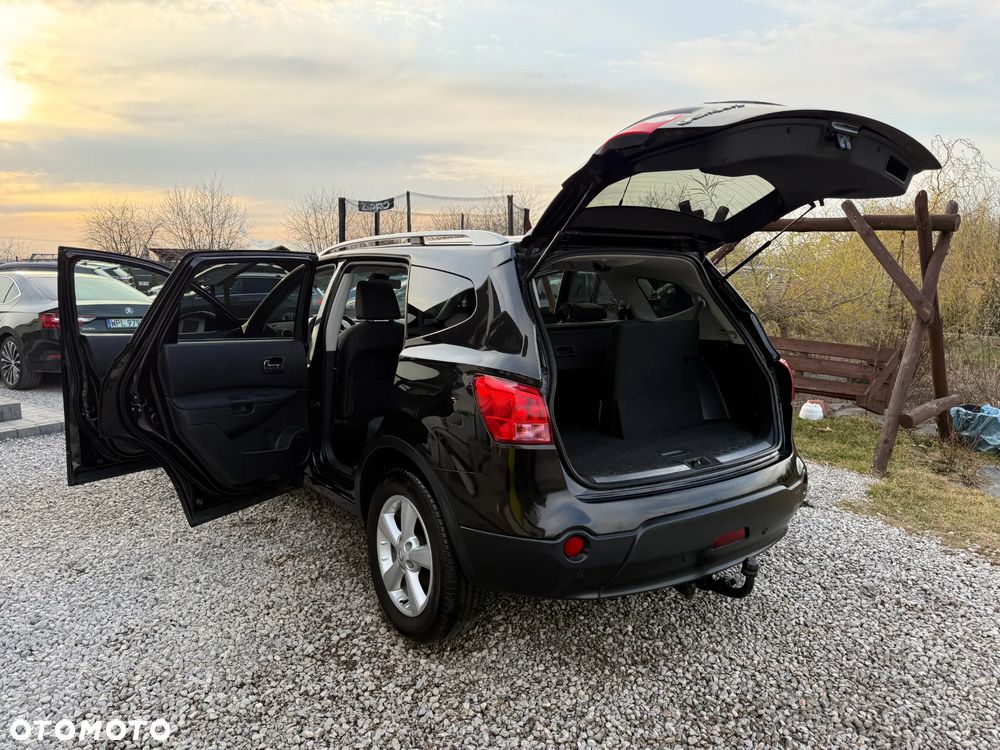 Nissan Qashqai+2 - 22