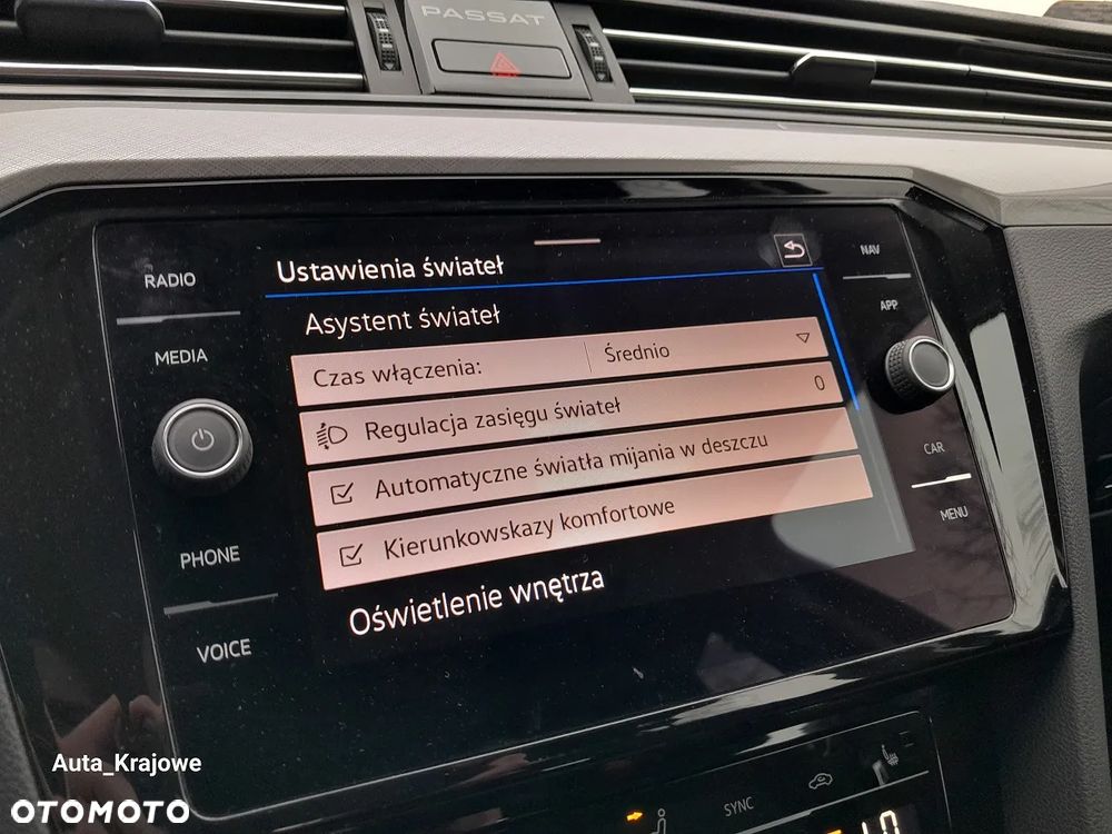 Volkswagen Passat 2.0 TSI Business DSG - 17