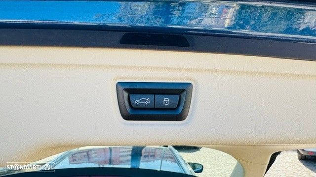 BMW 330 e Aut. Luxury Line - 33