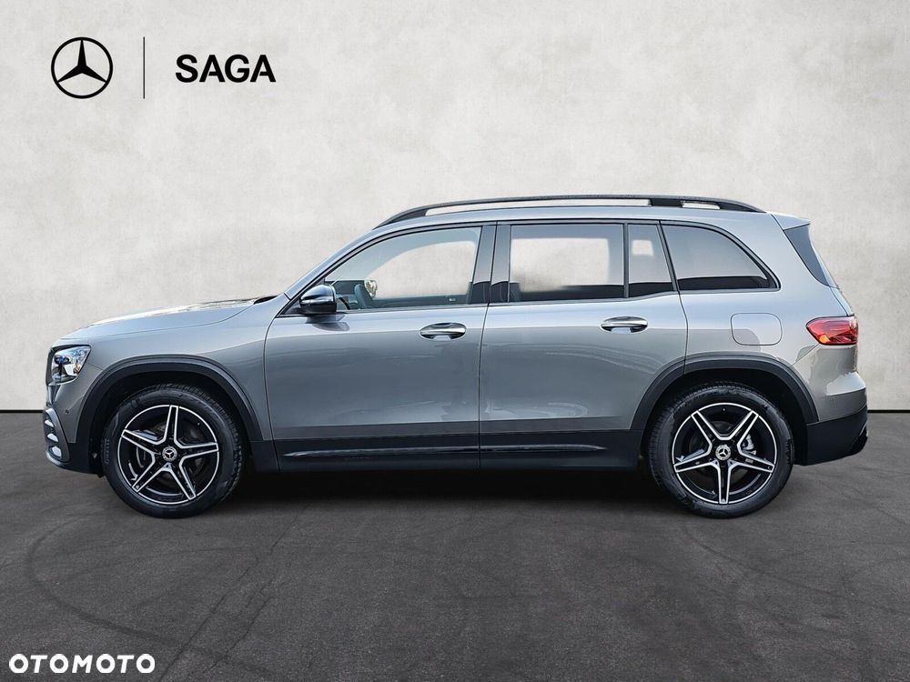 Mercedes-Benz GLB - 8
