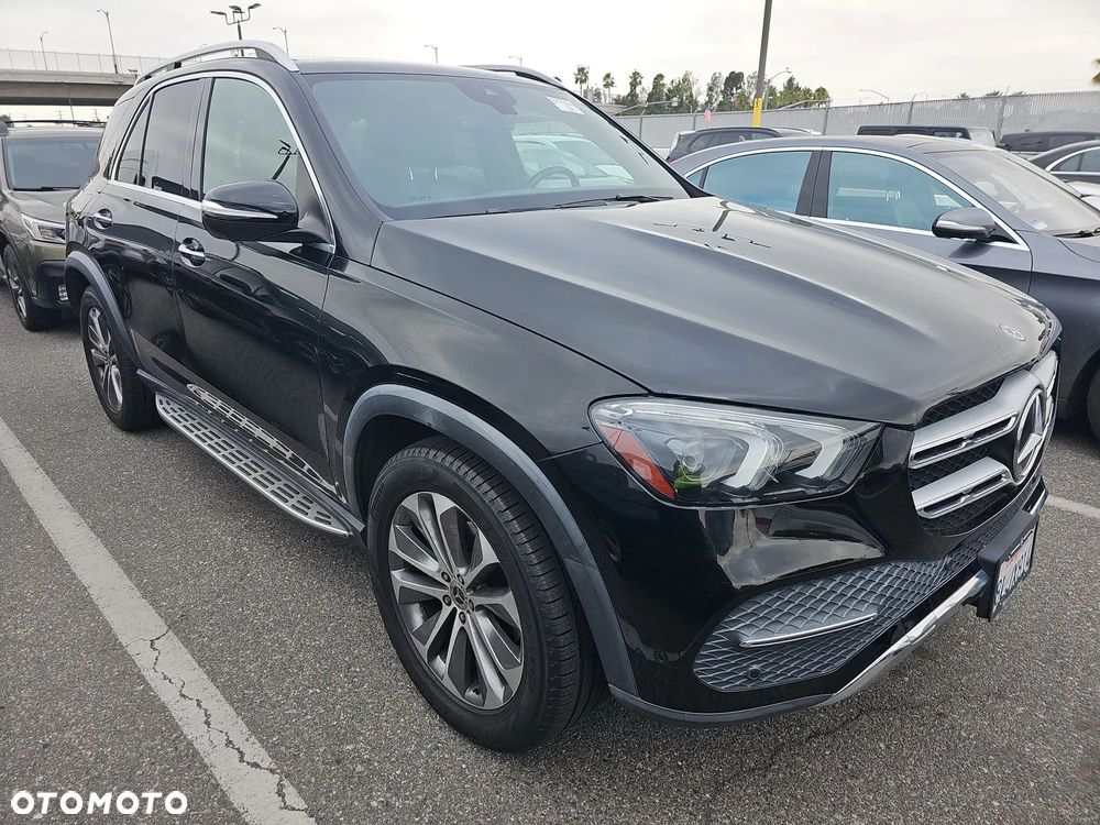 Mercedes-Benz GLE - 1