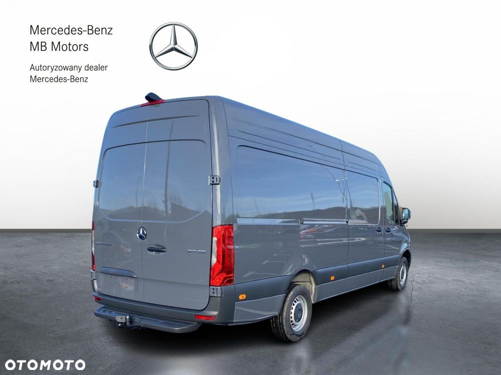 Mercedes-Benz Sprinter - 5