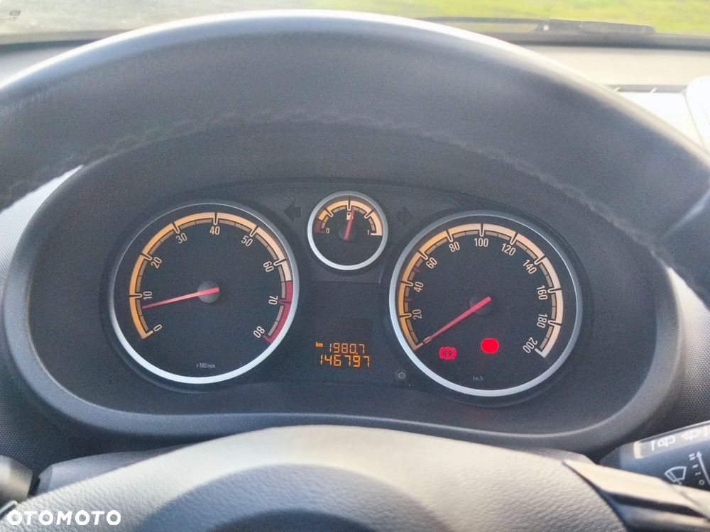 Opel Corsa - 7