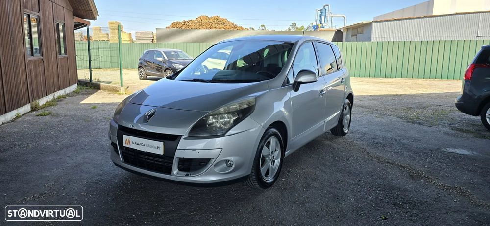 Renault Scénic 1.5 dCi Dynamique S - 1
