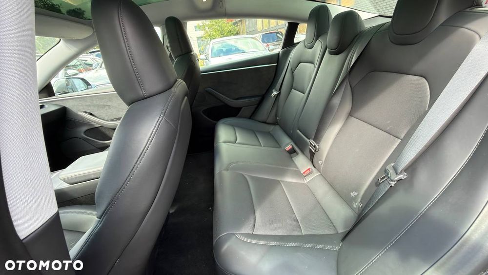 Tesla Model 3 - 19