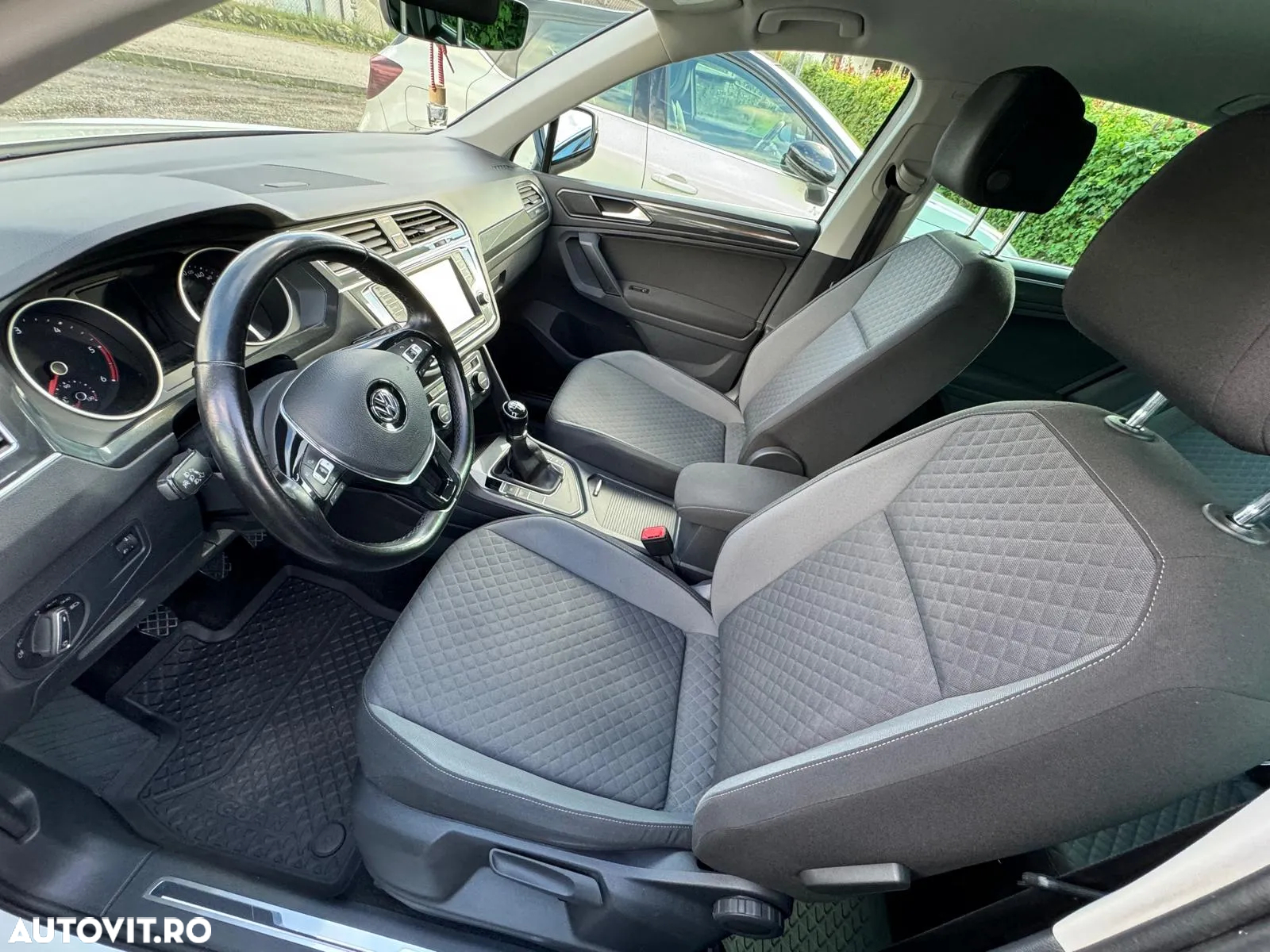 Volkswagen Tiguan 2.0 TDI SCR (BlueMotion Technology) Comfortline - 5
