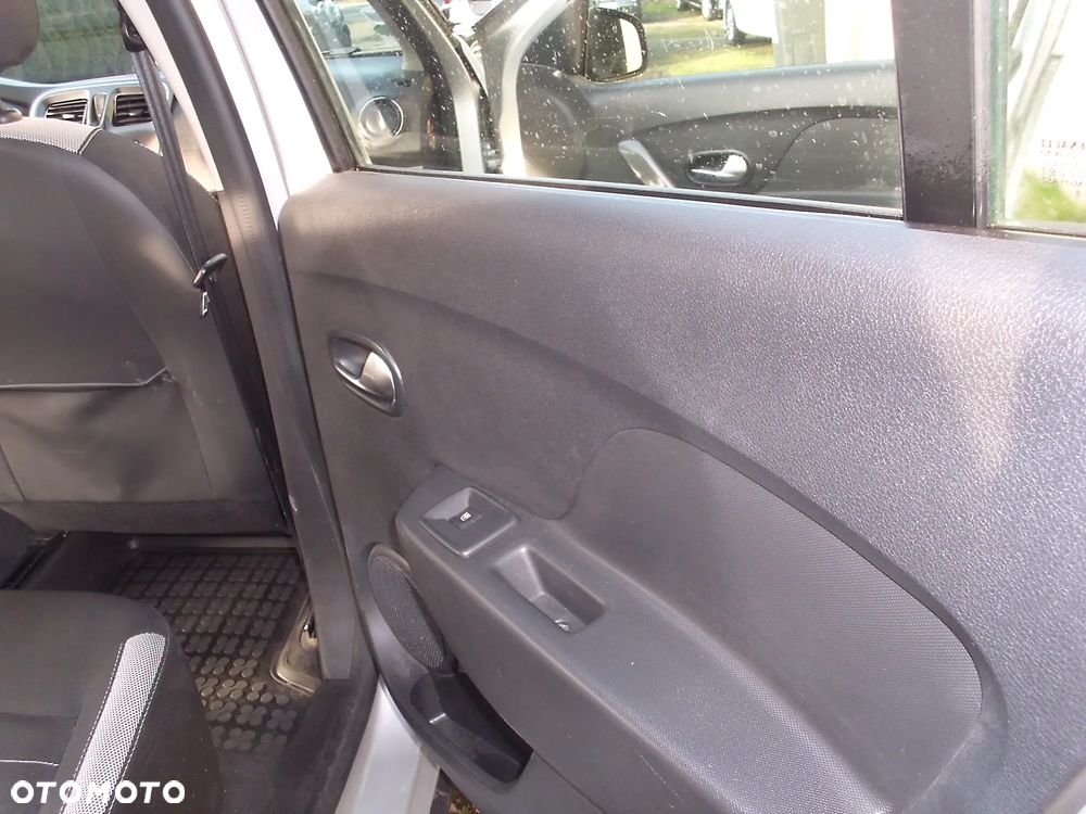 Dacia Sandero Stepway 0.9 TCe Laureate - 24