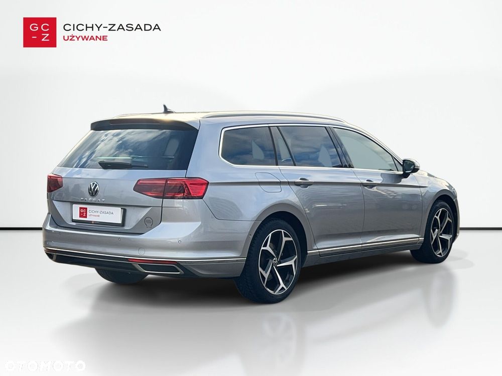 Volkswagen Passat 1.5 TSI EVO Elegance DSG - 5