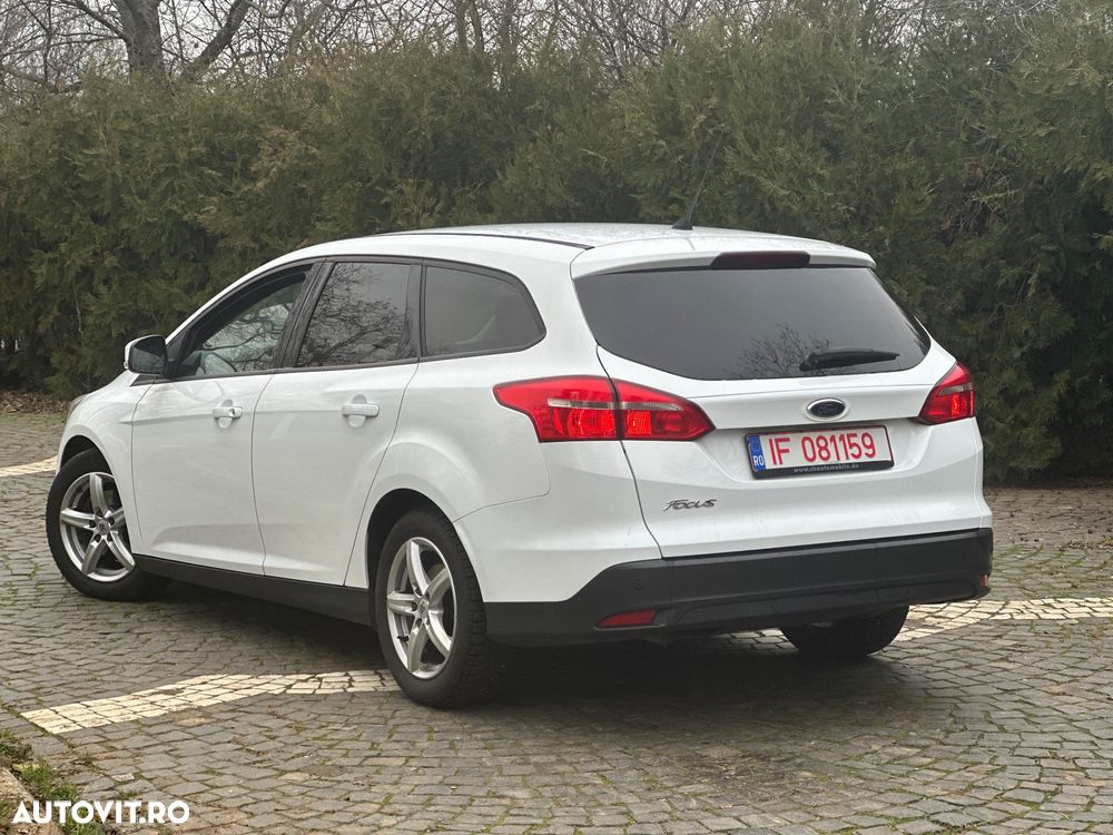 Ford Focus - 4