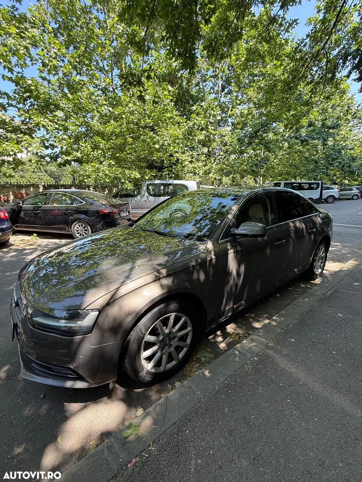 Audi A4 - 1
