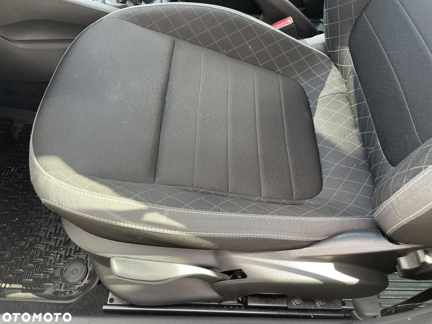 Skoda Fabia 1.0 TSI Ambition - 12