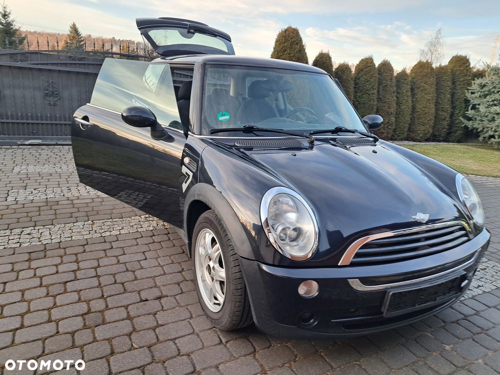 MINI ONE Seven - 27