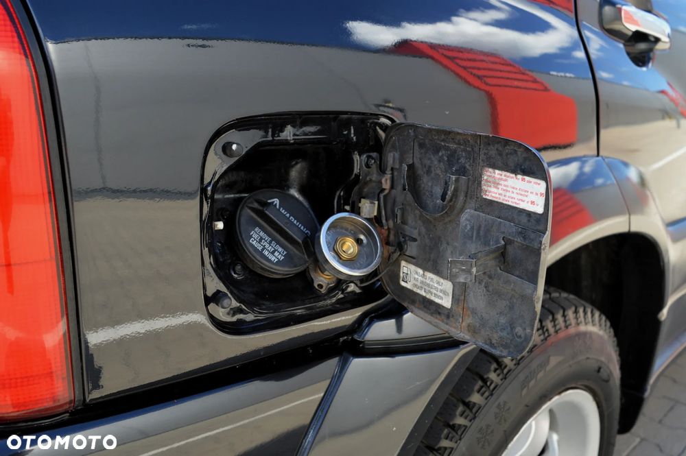 Suzuki Grand Vitara 2.0 - 35