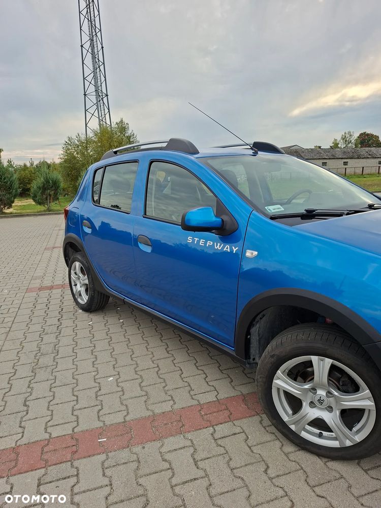 Dacia Sandero 2015 photo 3