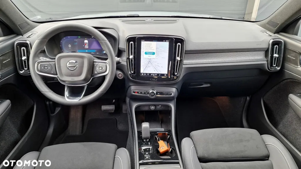 Volvo XC 40 - 33