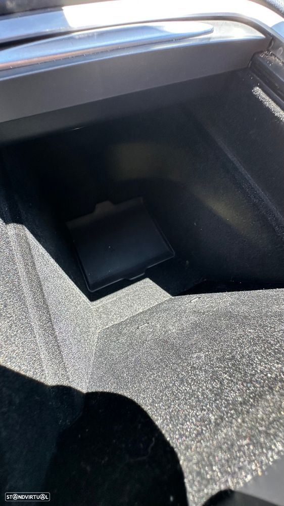 Tesla Model Y Performance Dual Motor AWD - 57