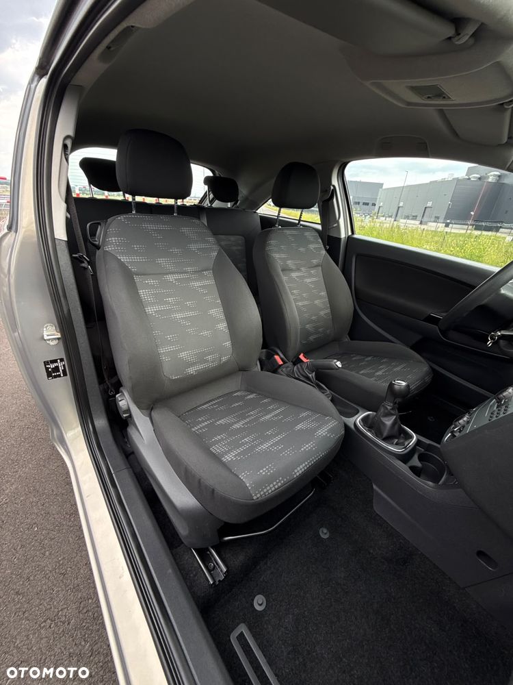 Opel Corsa 1.4 16V Enjoy - 35
