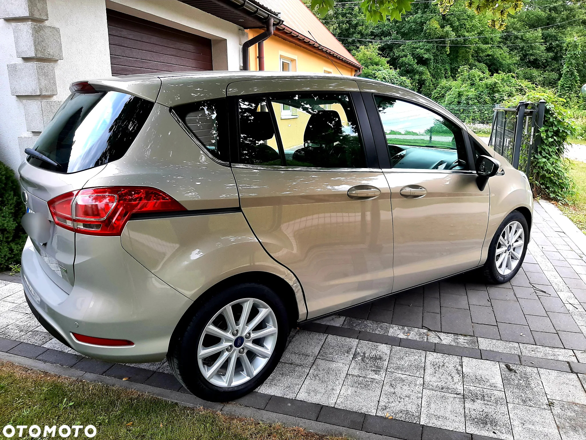 Ford B-MAX - 32