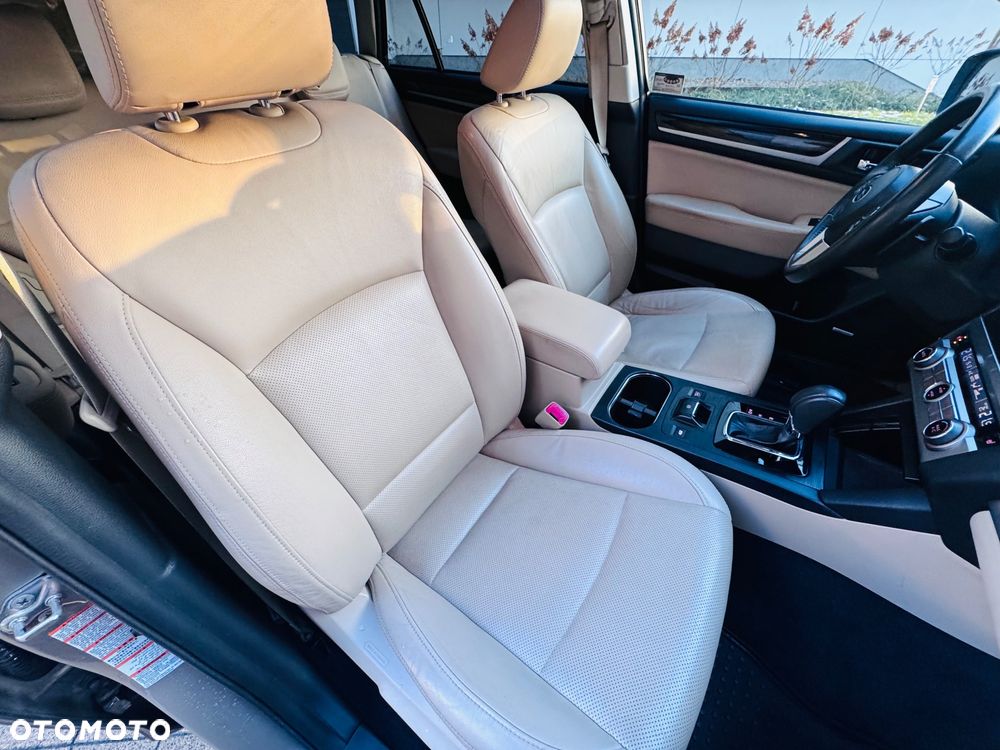 Subaru Outback 2.0D Exclusive Lineartronic - 32