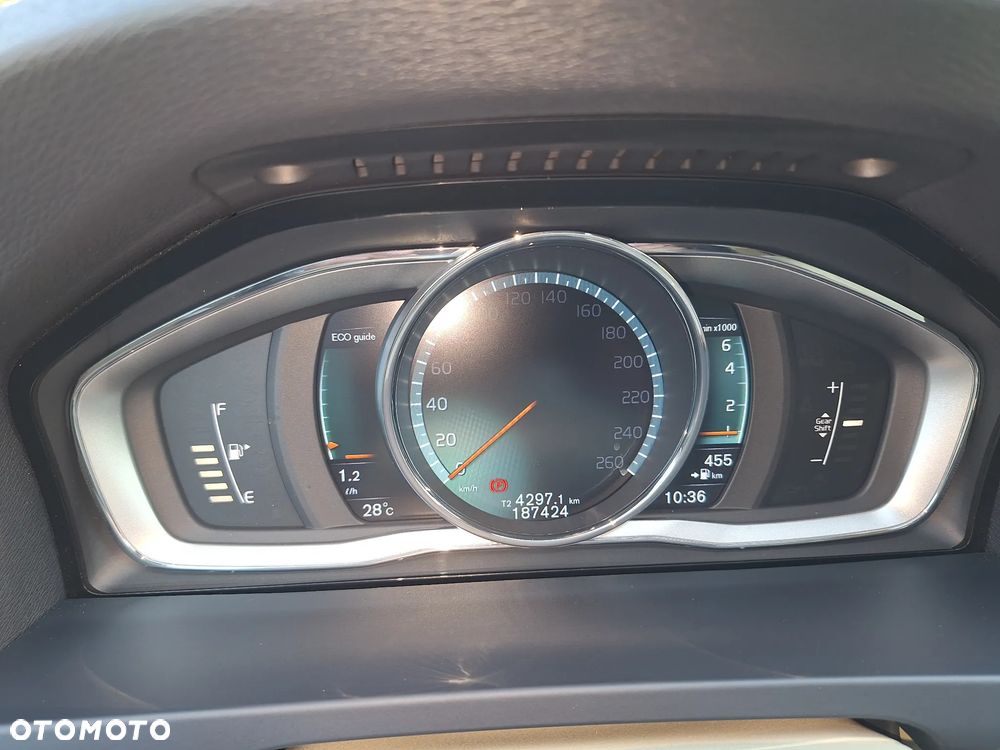 Volvo S60 T3 Summum - 25