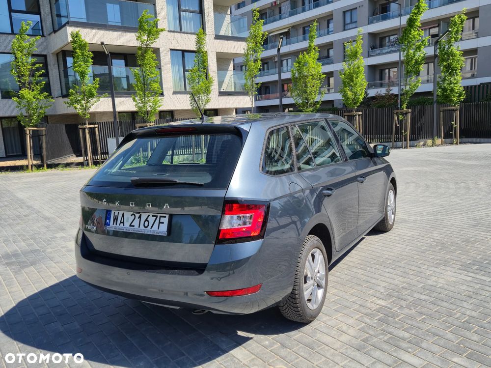 Skoda Fabia 1.0 TSI Ambition - 6