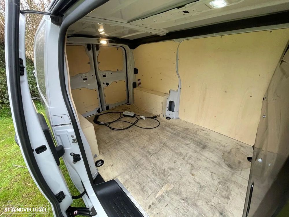 Citroën e-Jumpy Longa (75-kWh) - 23