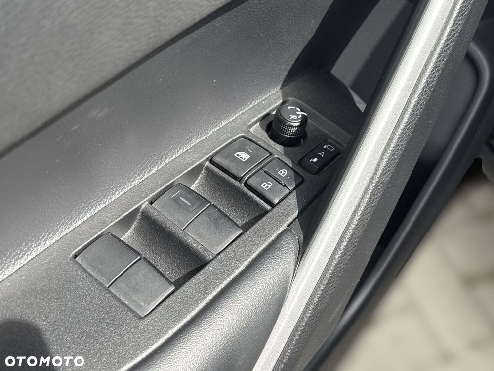 Toyota Corolla Cross 2.0 Hybrid Premiere Edition - 20