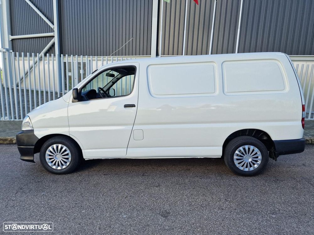 Toyota Hiace - 6
