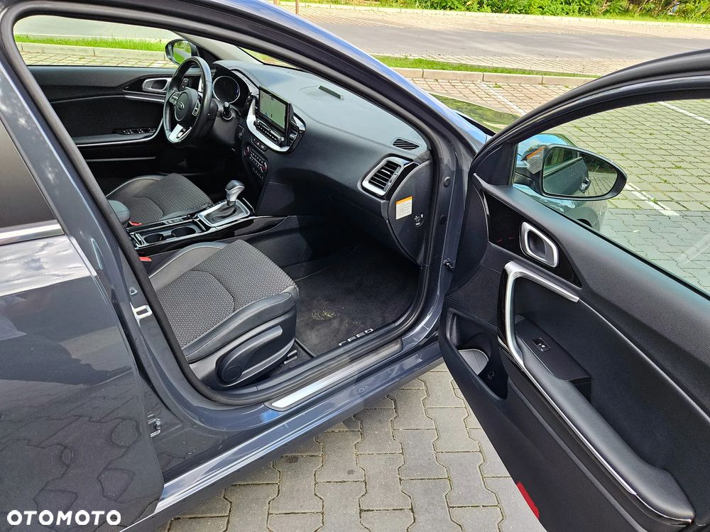Kia Ceed SW 1.6 GDI DCT OPF Plug-in-Hybrid Spirit - 24