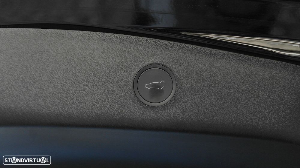 Tesla Model 3 Long Range Tração Traseira - 10