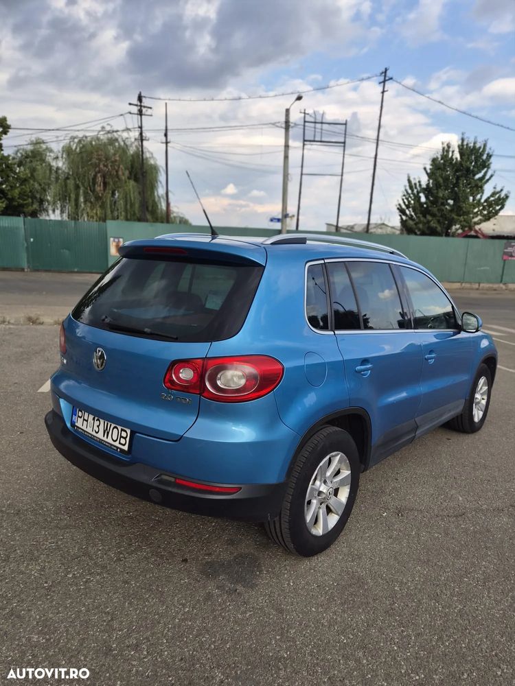 Volkswagen Tiguan - 4