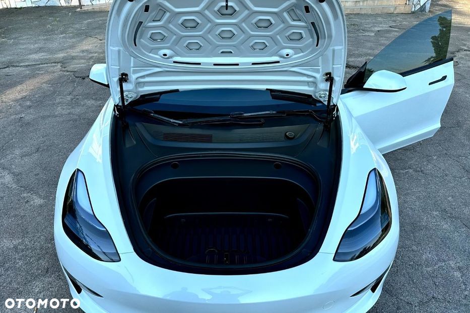 Tesla Model 3 Langstreckenbatterie Allradantrieb Dual Motor Performance - 3