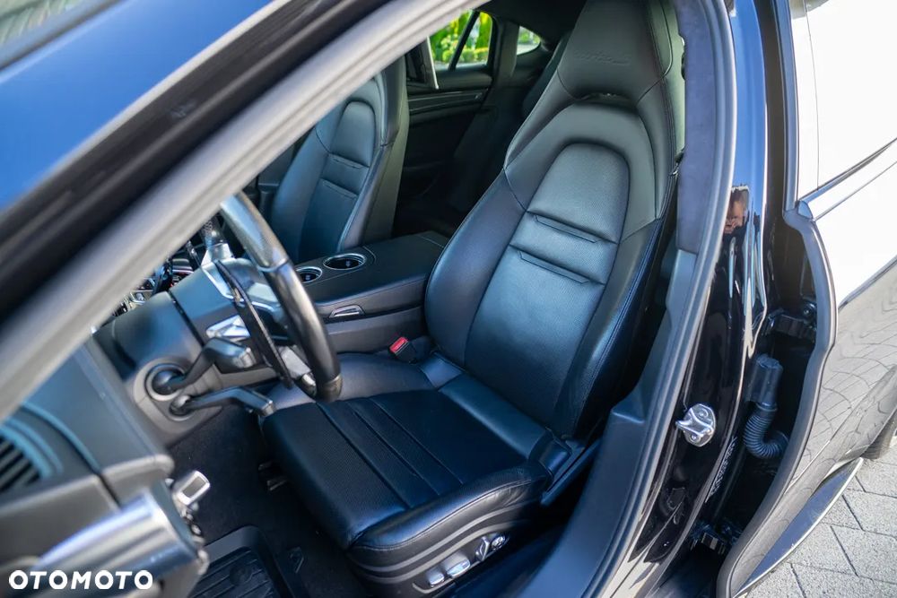 Porsche Panamera Turbo S E-Hybrid - 25