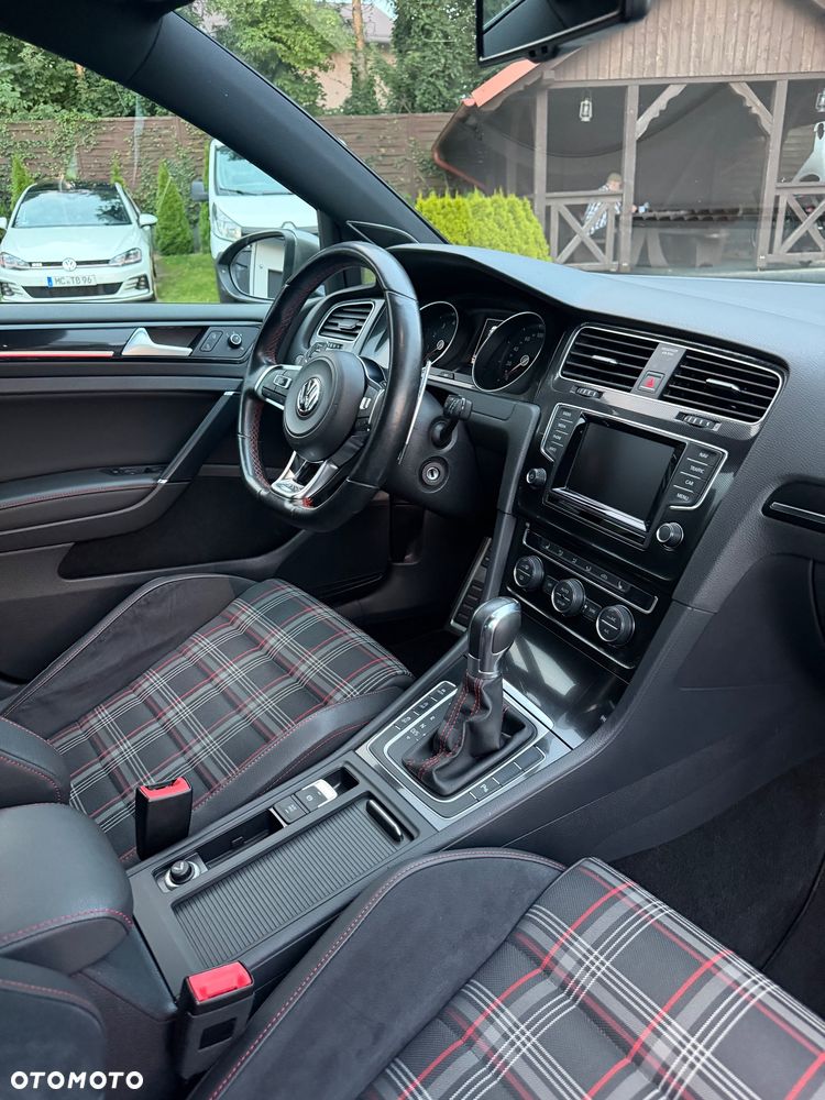 Volkswagen Golf 2.0 TSI BMT GTI Performance DSG - 34