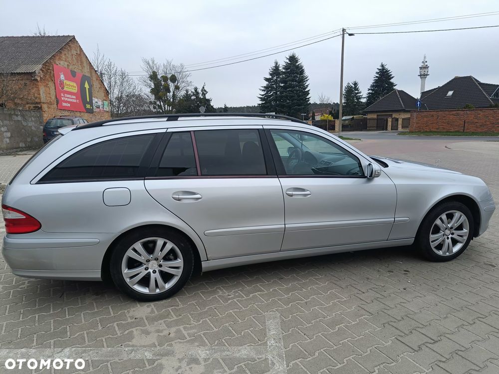 Mercedes-Benz Klasa E - 9
