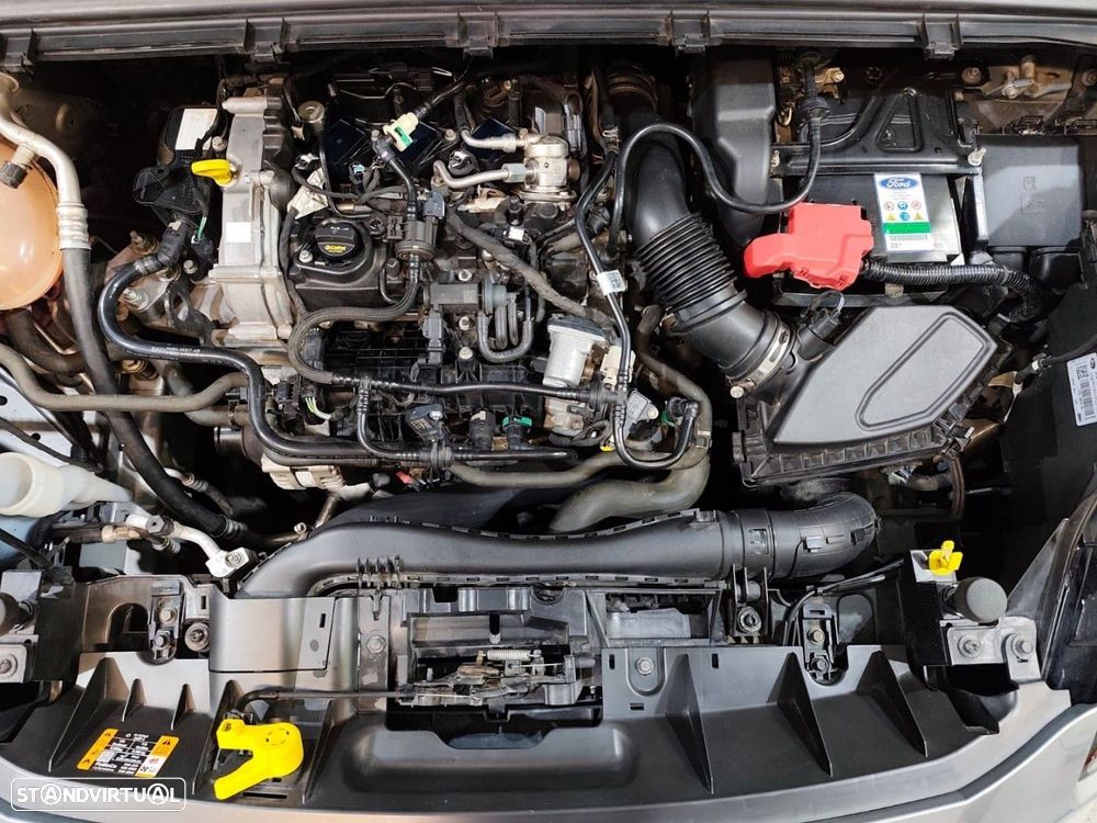 Ford Puma 1.0 EcoBoost MHEV Titanium - 28