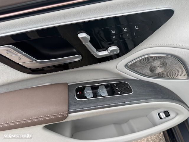 Mercedes-Benz EQS 450+ AMG Line - 24