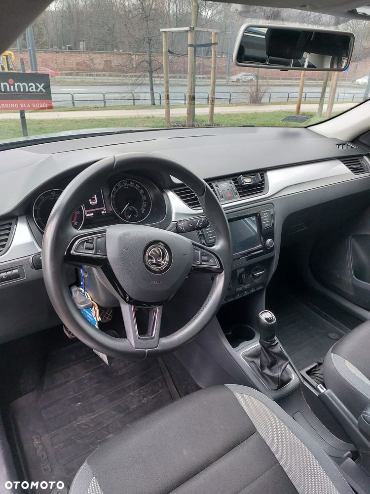 Skoda RAPID 1.0 TSI Ambition - 18